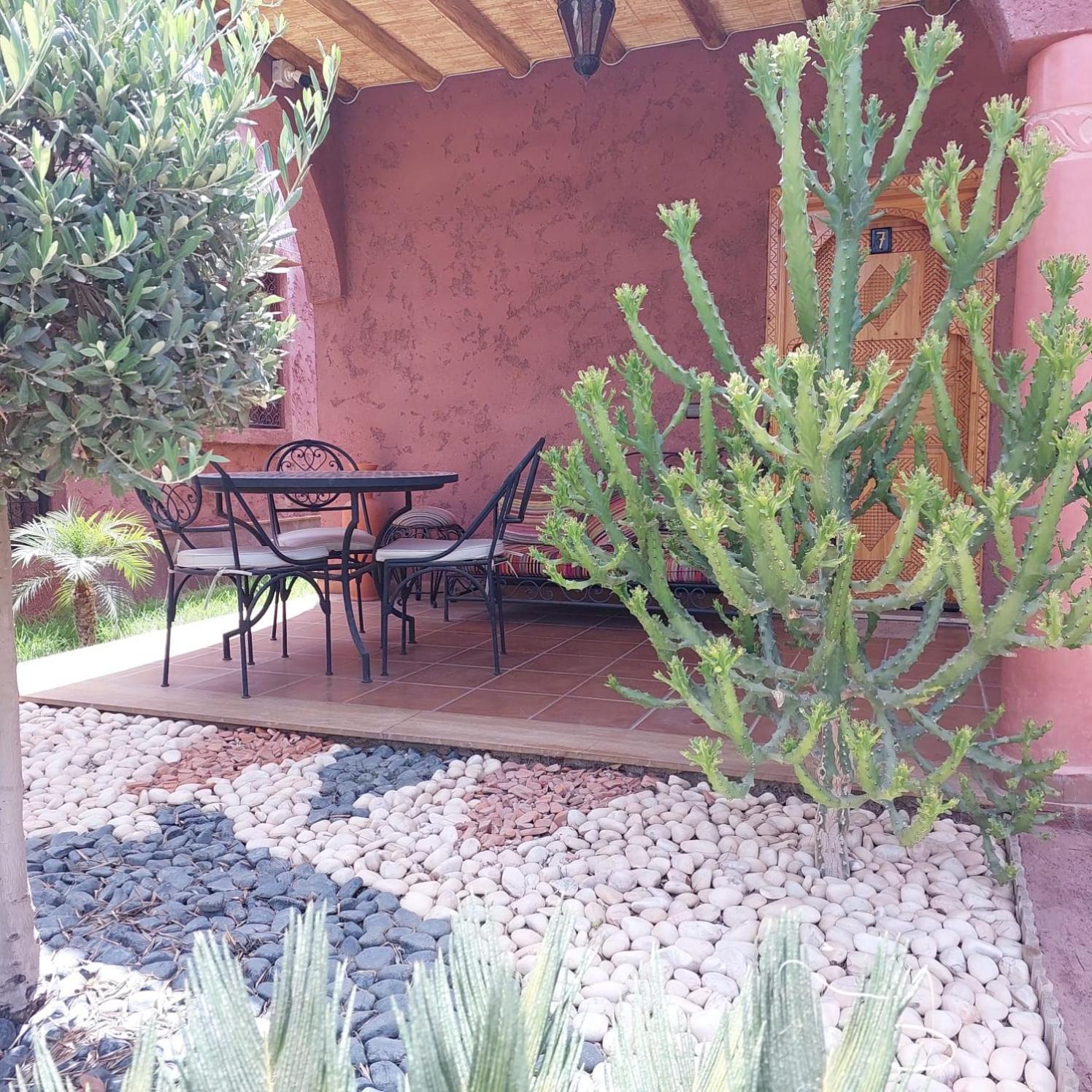 Chez Mamouchthka Bed & Breakfast Ourika Exterior foto